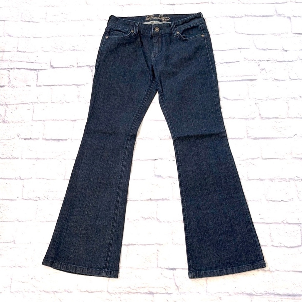 Delia’s Bailey Low Rise Flare Leg Jeans Dark Wash Blue Denim Bootcut Size 5/6 S